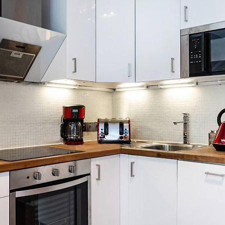 ロンドンAwesome Leicester Sq! Fashion Flat For Theatre Families And Happy Friendsアパートメント エクステリア 写真